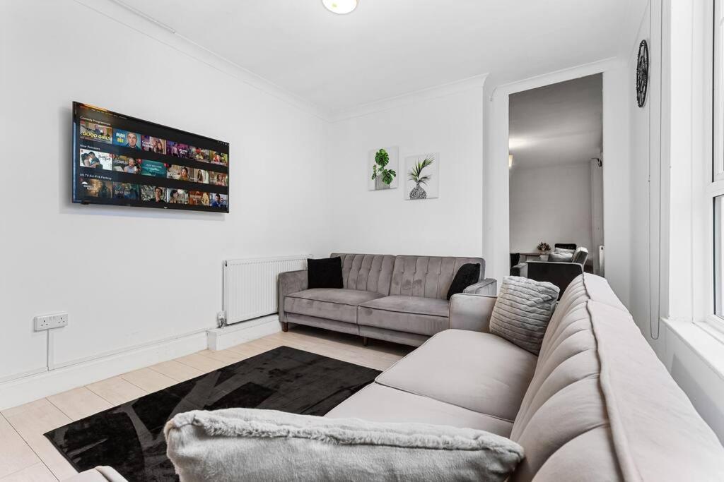 Holiday Home Near Kings Cross Sleep 12 Sp7 London Exterior photo