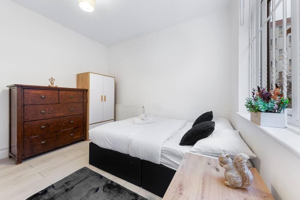 Holiday Home Near Kings Cross Sleep 12 Sp7 London Exterior photo