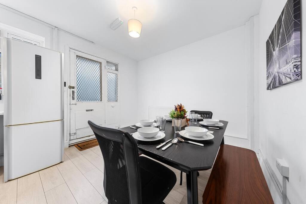 Holiday Home Near Kings Cross Sleep 12 Sp7 London Exterior photo