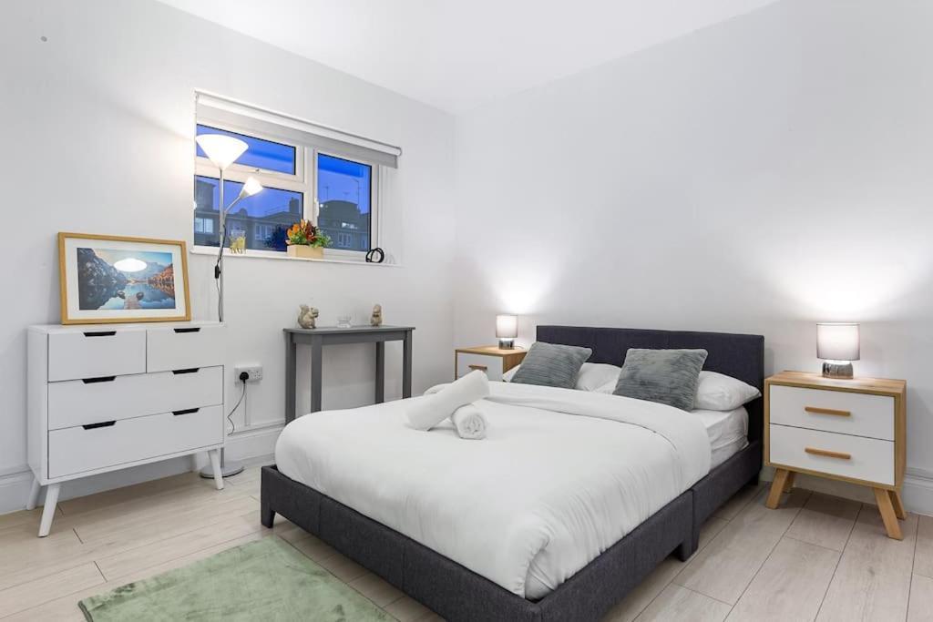 Holiday Home Near Kings Cross Sleep 12 Sp7 London Exterior photo