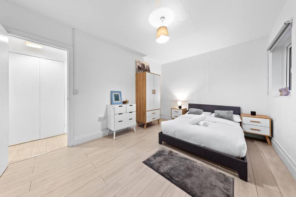 Holiday Home Near Kings Cross Sleep 12 Sp7 London Exterior photo